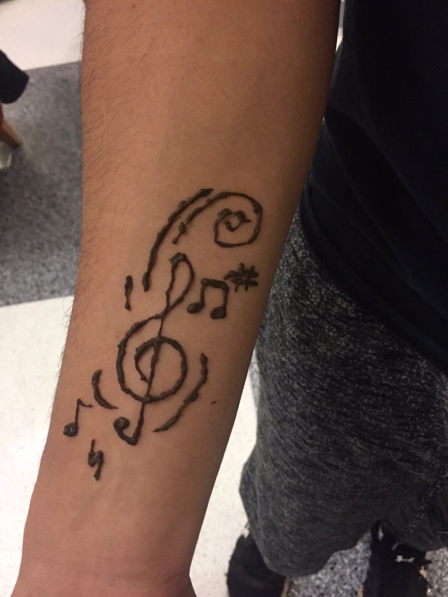 BuckeyeFusion's tweet photo. H E N N A @ OHIO UNION $4 https://t.co/s6CZ0wpzyL