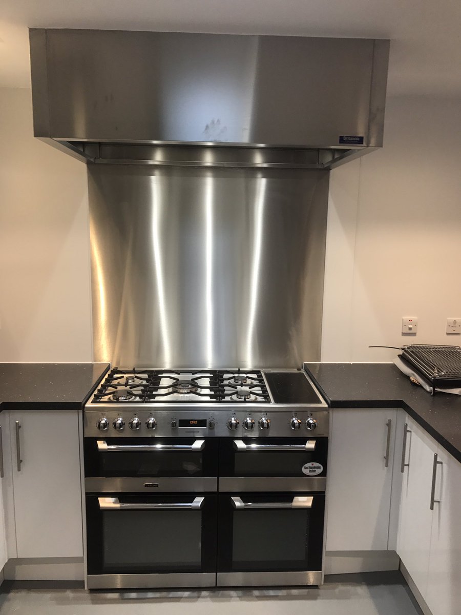 kbcladding's tweet image. PVC wall cladding, stainless steel splashback.