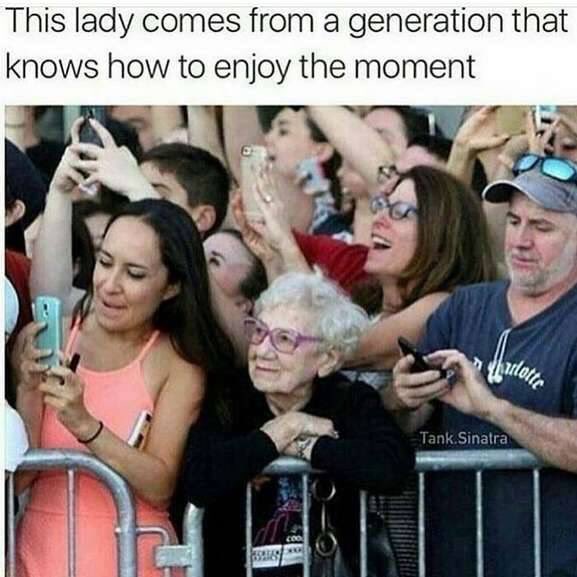 ChiIIVlbes's tweet photo. Sometimes you just need to put the phone down and just live in the moment. https://t.co/bMI4Rmkjyc