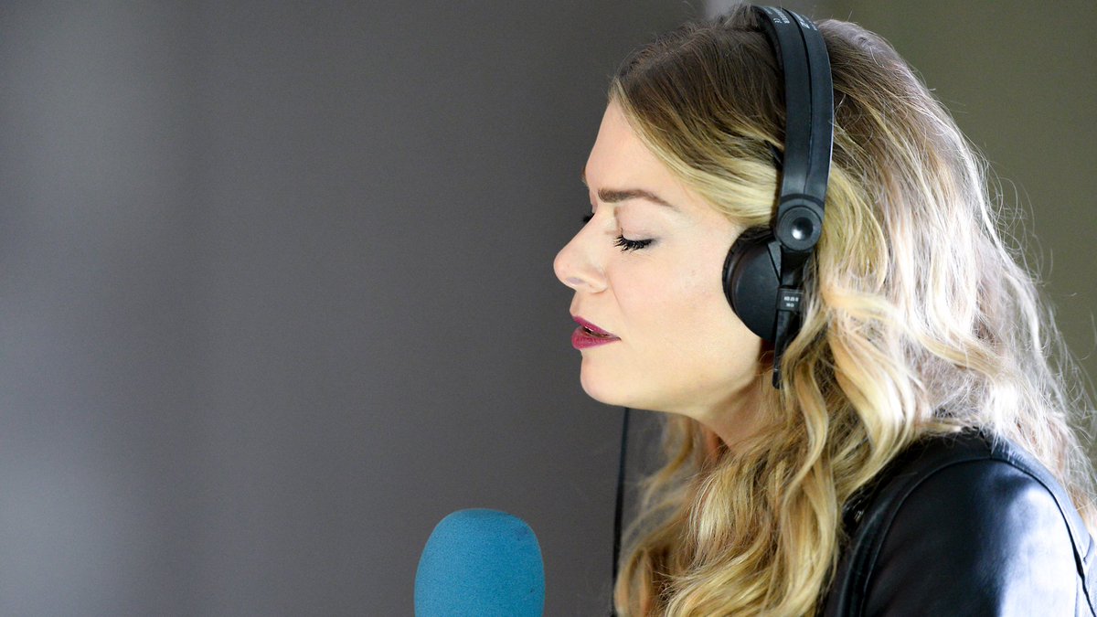 LeAnn Rimes in session on Another Country with Ricky Ross 