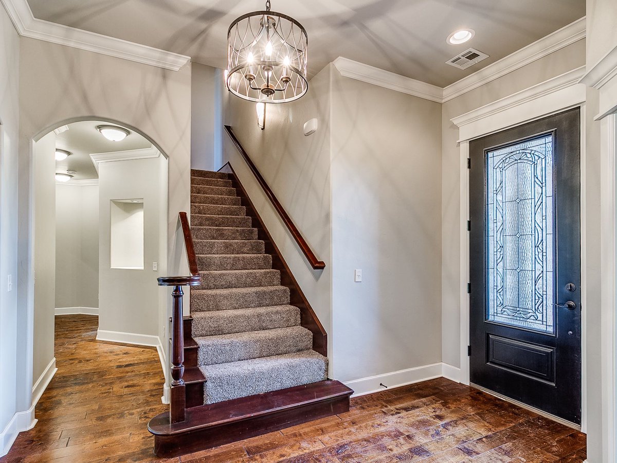 candcbuildersok's tweet photo. 329 Perth Drive Drive, Highland Village, Norman! This beauty can be yours! Contact us soon! #norman #highlandvillage #cancbuilders #norman https://t.co/JBwxHZFHsR
