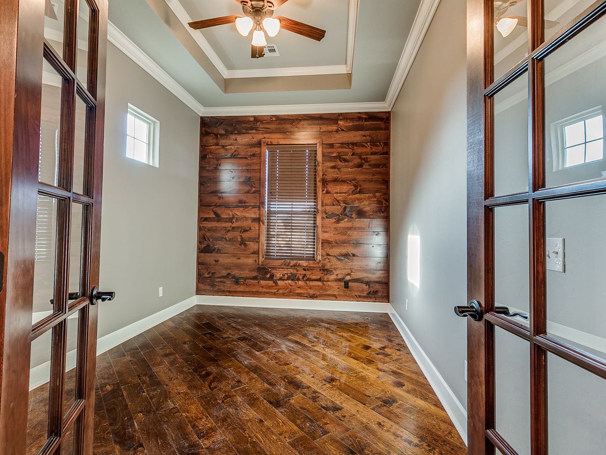 candcbuildersok's tweet photo. 329 Perth Drive Drive, Highland Village, Norman! This beauty can be yours! Contact us soon! #norman #highlandvillage #cancbuilders #norman https://t.co/JBwxHZFHsR
