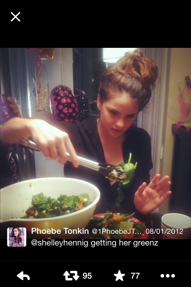 elitseyma's tweet photo. I miss you together @shelleyhennig @1PhoebeJTonkin https://t.co/xScxsx003c