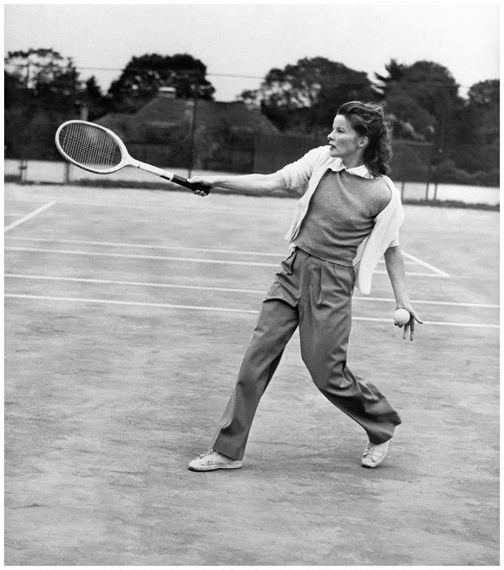 OldCinemas's tweet photo. #Oldcinema #Icons Katharine Hepburn, 1940 casual tennis outfit 40s pants top sweater photo print movie star ⭐️ #Style https://t.co/gpuxlYPjAL