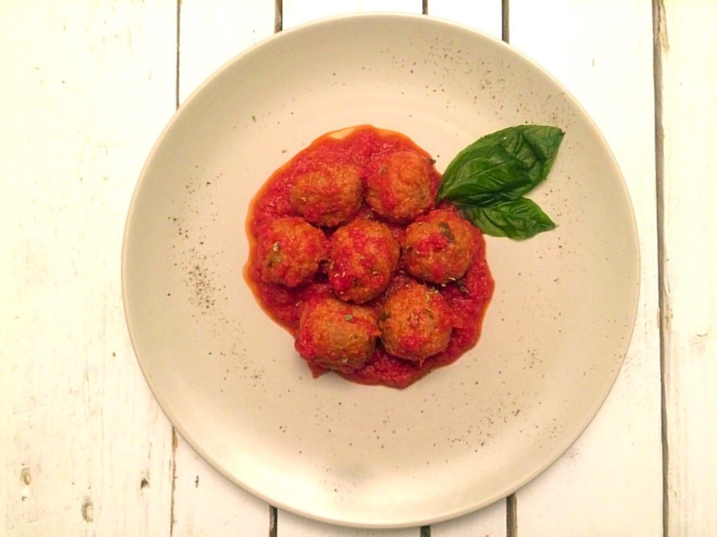 Cena con #polpette e torna il #buonumore! Attenzione: #creadipendenza #siracusa #sicilia #udine #fvg