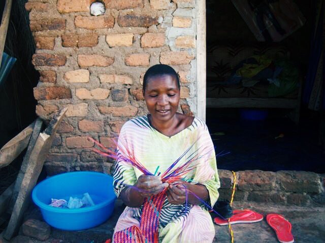 BeyondUganda's tweet photo. Adikinyi Margrate used her loan to kickstart a business in creating beautiful baskets she then sells. #beyonduganda #empowerwomen #microloan https://t.co/DbjPwant8G