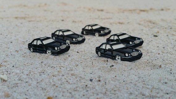 peterrabbit86's tweet photo. when you and the homies pull up to the scene in 1998 

#benzito #mercedesbenz #lapelpin #lapelpins #pingame #pingamestrong https://t.co/vm0TgWUZjy