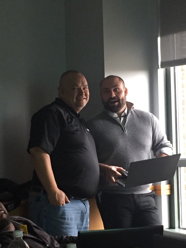 whitkinsinger's tweet photo. SKC selling the CL. @KSMOSprint @jrsimer @Bobbie__Bennett @j8o8e8 https://t.co/PLyblrdZq0