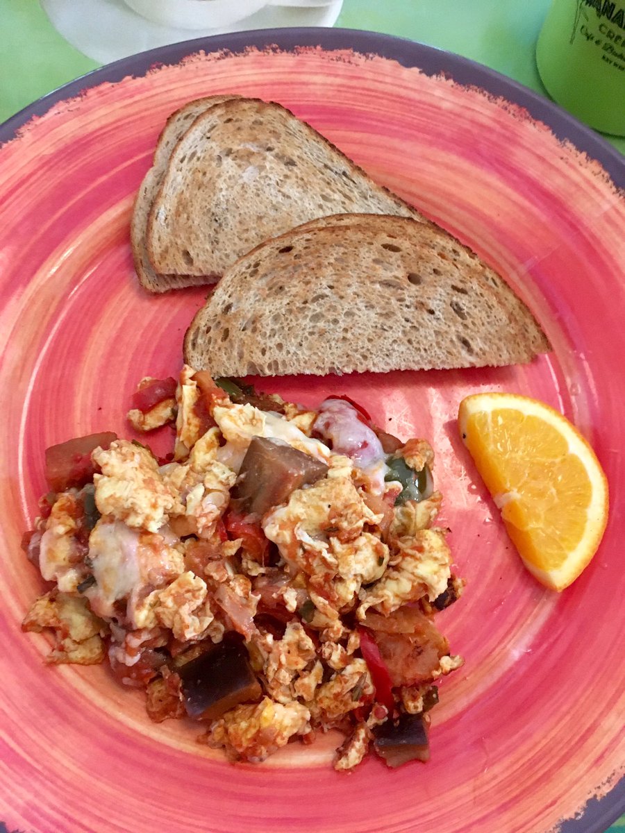 JackCloudstone's tweet photo. Frühstück im Süden der USA - Key West! Eier und Toast immer dabei! #biotrendscout @ja_natuerlich https://t.co/LuibYQFZ8W