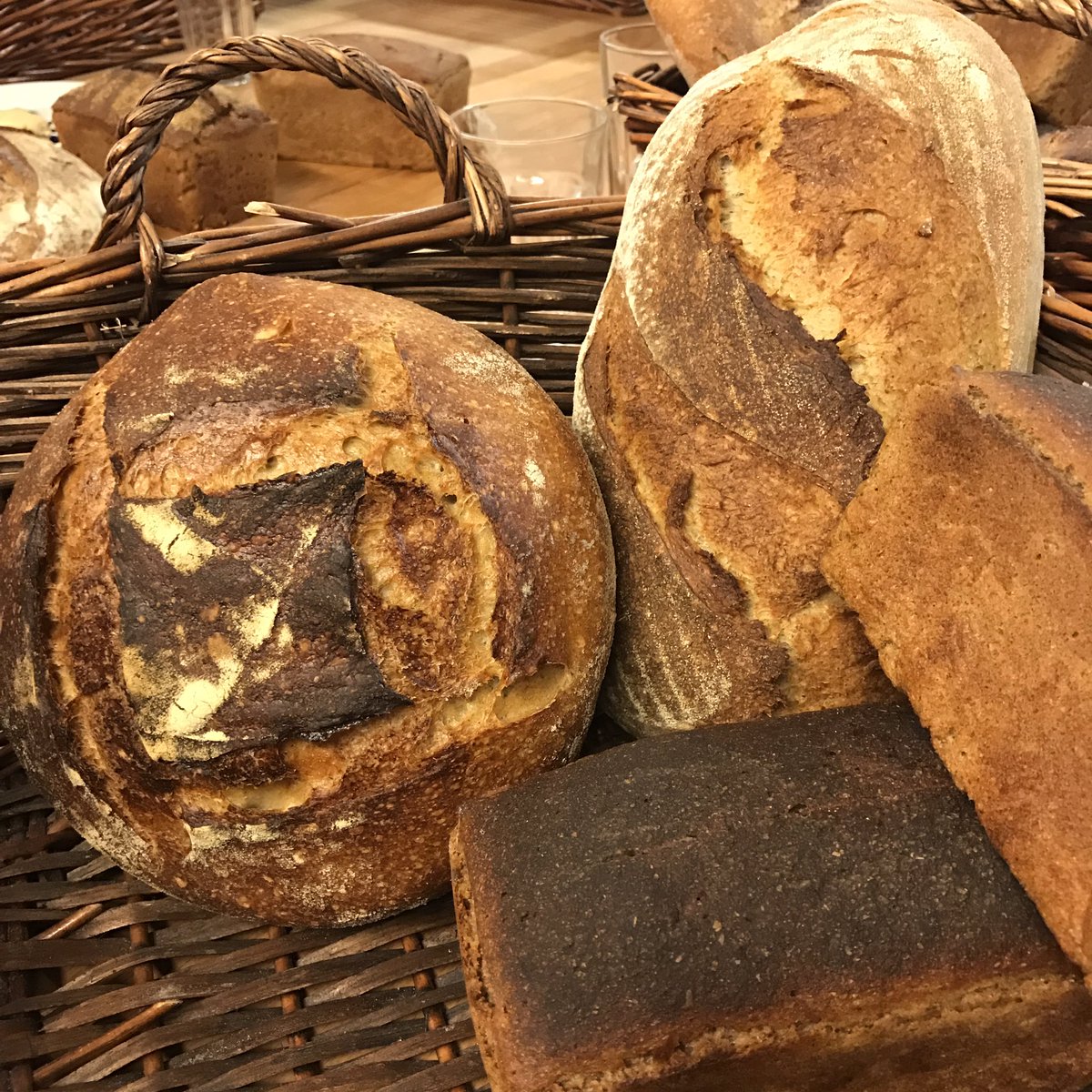 EggandChick's tweet image. Flour, water, salt. 
Flour, water, salt. 
Flour, water, salt. 
@RiotRye #Sourdough @RealBreadIRL #RealBread 
more than the sum of its parts