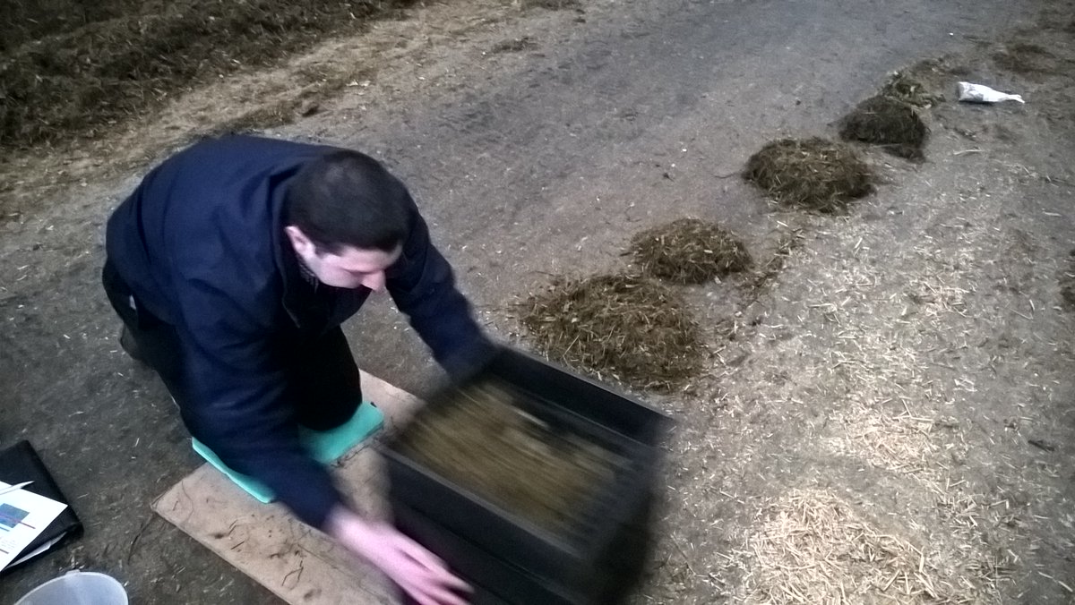THEnorthcott's tweet photo. Great day with Ed redman @TCFeeds sieving #peNDF structral fibre. #RumenHealth optomising intakes #somerset #PSPS #ration #cows #dairy https://t.co/POsQ5RiJC4