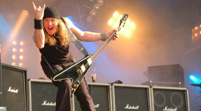 FELIZ CUMPLEAÑOS, KAI HANSEN! / HAPPY BIRTHDAY, KAI HANSEN! (54)  