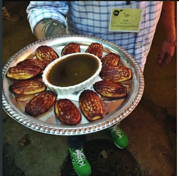 southfoodways's tweet photo. #ThrowbackTuesday: Remember @ChefJean_Paul's #cornbread madeleines at #SFA16? His #recipe in latest #Gravy: https://t.co/iFt4SL5rnE https://t.co/vrKZlF5NtR