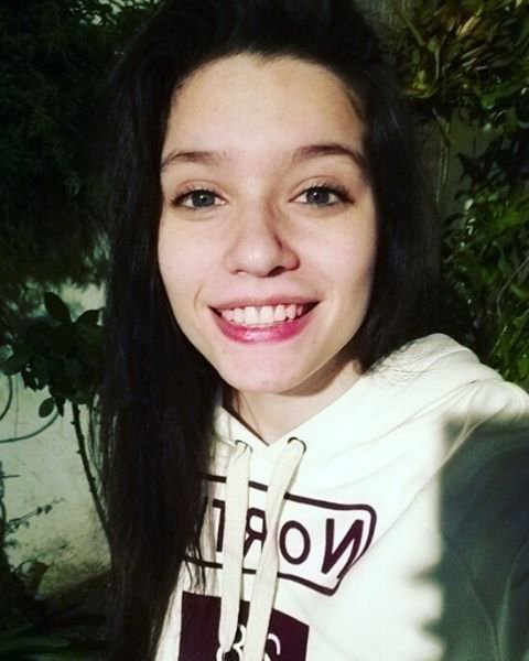 ringwaves's tweet image. Mica Suarez
💫rt si te parece linda fav si no💫