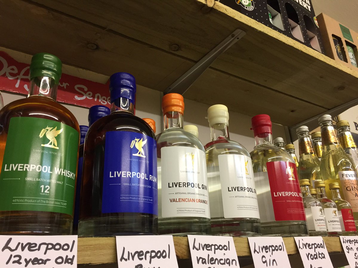 leglancsheroes's tweet photo. We don't just sell beer we have cider/wine/gift sets/gift vouchers full collection in from @LiverpoolGin too!#seftonhour https://t.co/yjKsvuhYU8