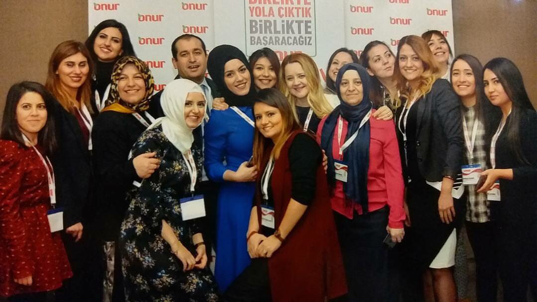 neslihanozgr's tweet photo. #onurluailem #bubirekipçalışması #gülenyüzlersolmasın #onurla2017 https://t.co/Lzrvc8hOSp