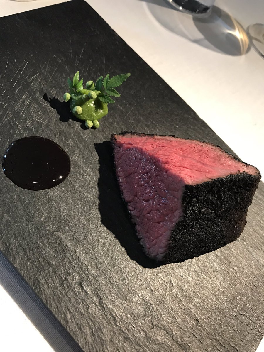danigarcia_ca's tweet photo. Impresionante comida en Narisawa Tokyo... no os lo perdáis si venís por aquí !!! https://t.co/lw2YmS6Mni