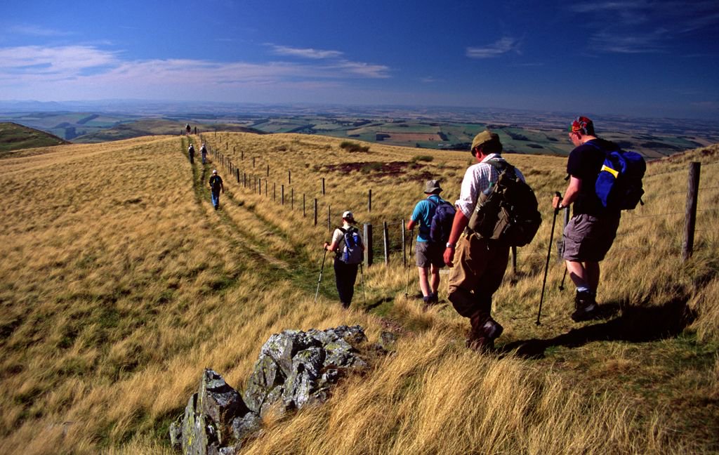 NlandNP's tweet photo. Tiptoe along the borders of England and Scotland on the #BorderRidge https://t.co/0OEMVgHHE5 https://t.co/wQKXkmclmt