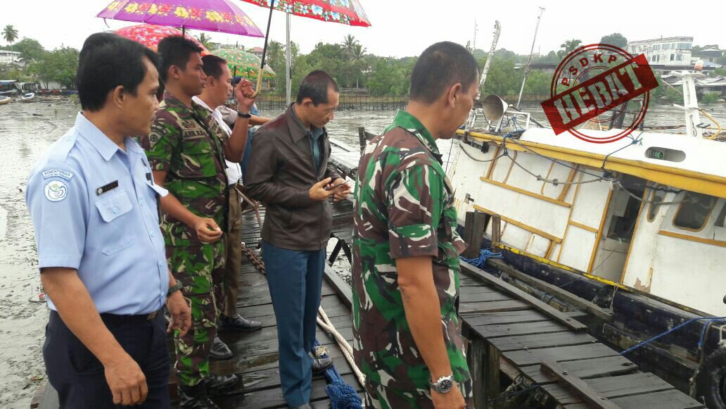 LanPSDKPBitung's tweet photo. Peninjauan persiapan penenggelaman kapal di Tarakan. @humaspsdkp 
#lan2update #integritas #kerjanyata https://t.co/hIONDKhqXh