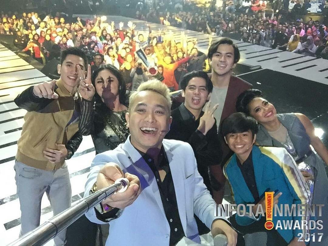 AliciousPekanb3's tweet photo. thankyou sctv buat yg udh slalu mempercayai abg dlm membaca nominasi dan jdi pemenang jg lg. the best sctv👍 https://t.co/wKhkoNijhp