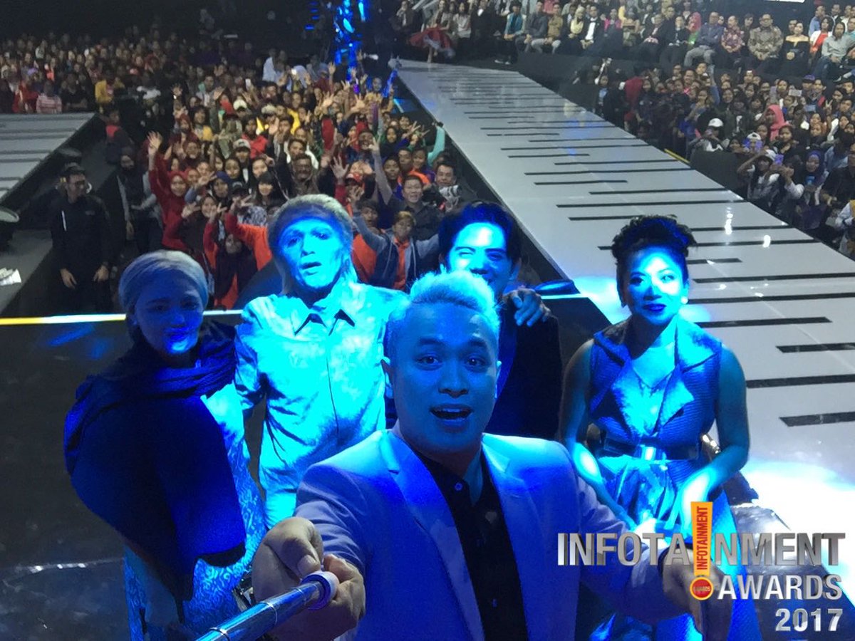 AliciousPekanb3's tweet photo. thankyou sctv buat yg udh slalu mempercayai abg dlm membaca nominasi dan jdi pemenang jg lg. the best sctv👍 https://t.co/wKhkoNijhp