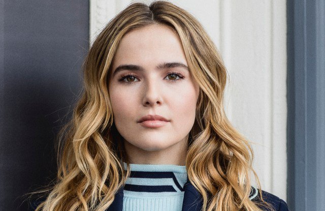 wwd's tweet photo. .@zoeydeutch reveals how she feels about playing a "mean girl" in "Before I Fall." https://t.co/T5bLJaGj3B https://t.co/NkK75JR4E6