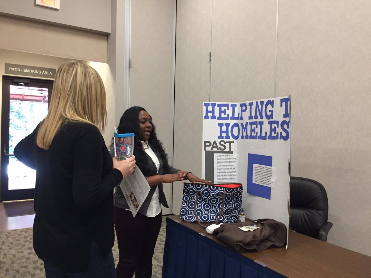 BettyBagley's tweet image. Schools from across the state share their experiences with PBL !#personalizedSC