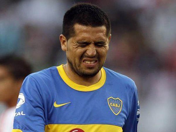 boca_encuestas's tweet photo. El hincha de BOCA y del fútbol al enterarse que RIQUELME se retiraba. 

#2AñosSinTuMagiaROMÁN https://t.co/ILdoqo0HbL