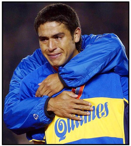 boca_encuestas's tweet photo. El hincha de BOCA y del fútbol al enterarse que RIQUELME se retiraba. 

#2AñosSinTuMagiaROMÁN https://t.co/ILdoqo0HbL