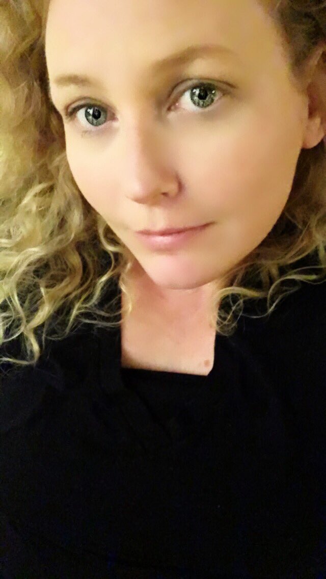 wookielover53's tweet photo. done for the night 😴got a Docsappt early A.M. fingers crossed all normal cells 🙏🏻🙏🏻 #earlymorning #doctors #normalcells #getchecked https://t.co/mAVOpe61yV