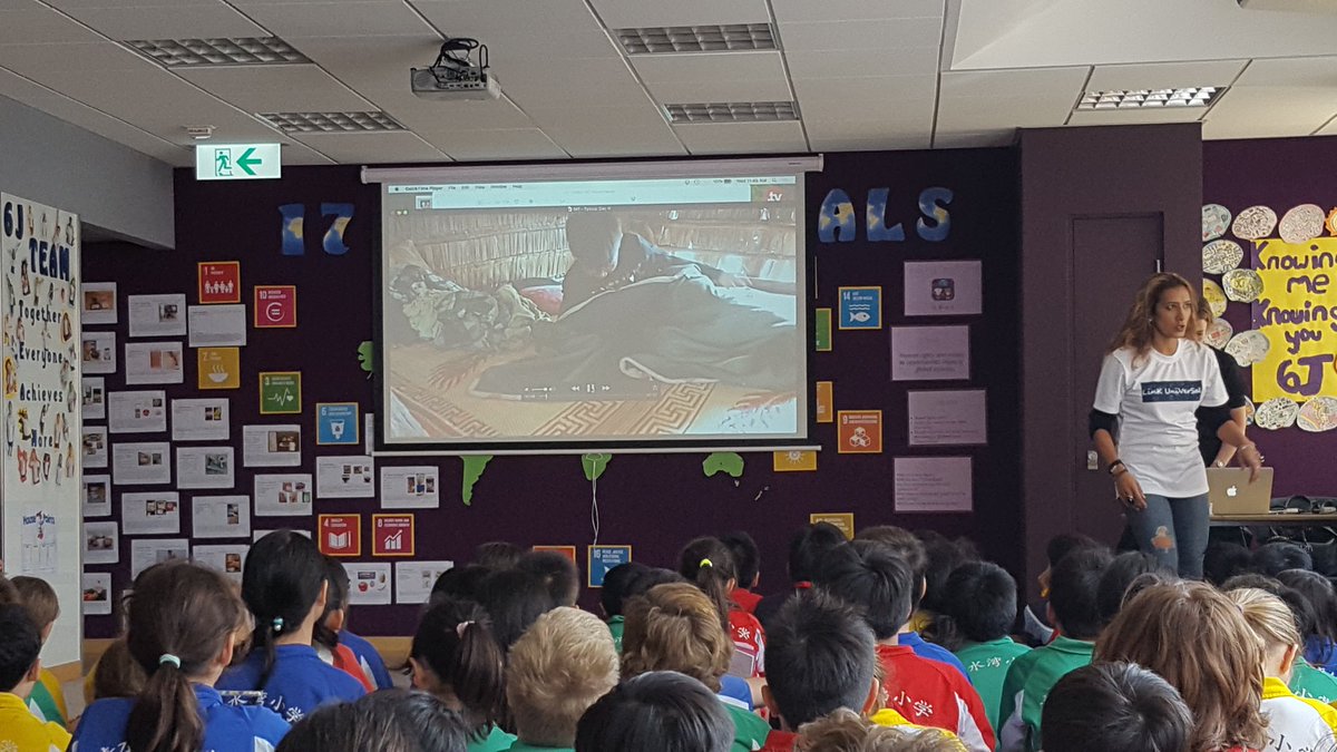 cwbsy6's tweet photo. Year 6 are enjoying a visit from Audrey and Mindy today to talk about Missione Possibile. https://t.co/ePN0t2KgFw