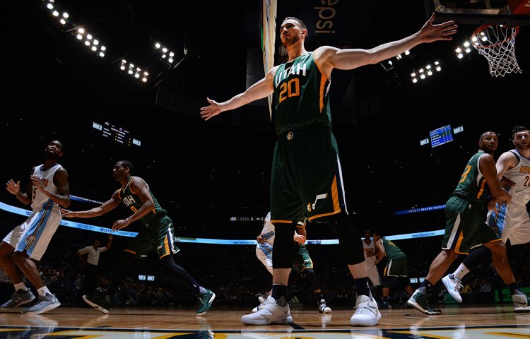 #UTAatDEN 📸📸  Photo Gallery: on.nba.com/2jcFWIe https://t.co/WO3A6LAf0l