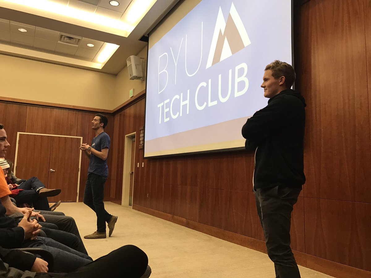 BYUTechClub's tweet photo. Solid turnout tonight! Thanks to everyone for joining our tech kickoff! Stay tuned for what's to come 🙌🏼📱 https://t.co/IwicglgplU