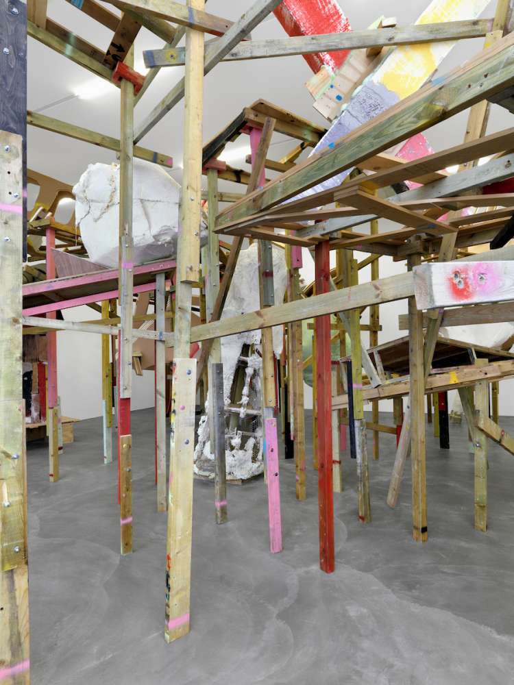 _tled's tweet photo. If we were in Zürich we would see: Phyllida Barlow @KunsthalleZH →  https://t.co/szf7h762Ac https://t.co/IkCwz7noM8