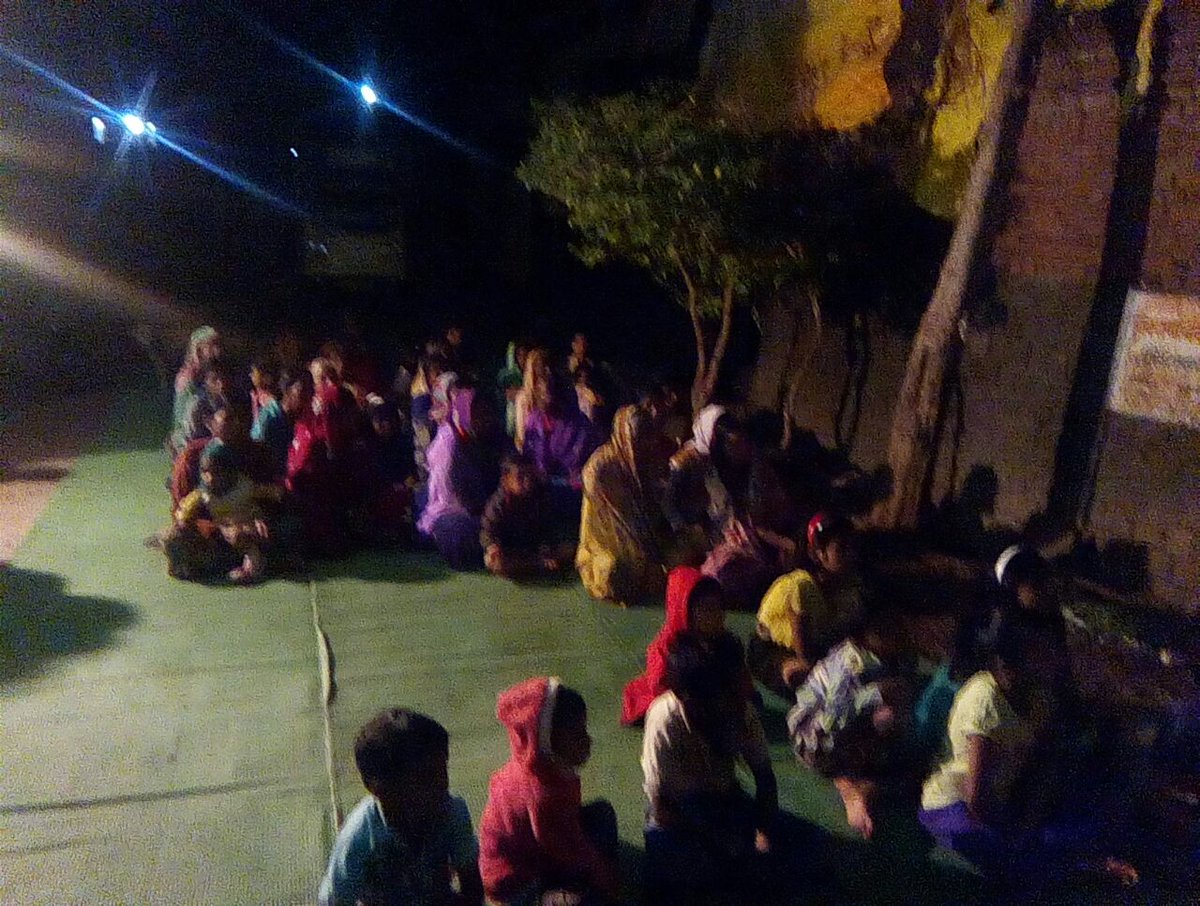 sumitbpcl's tweet photo. #Safety clinic conducted by M/S Rai Bharatgas at village chirodi# Saksham 2017 @ajaykumar4258 @vijaytilak1 @Sureshnair_BPCL https://t.co/xjth0tCxpt