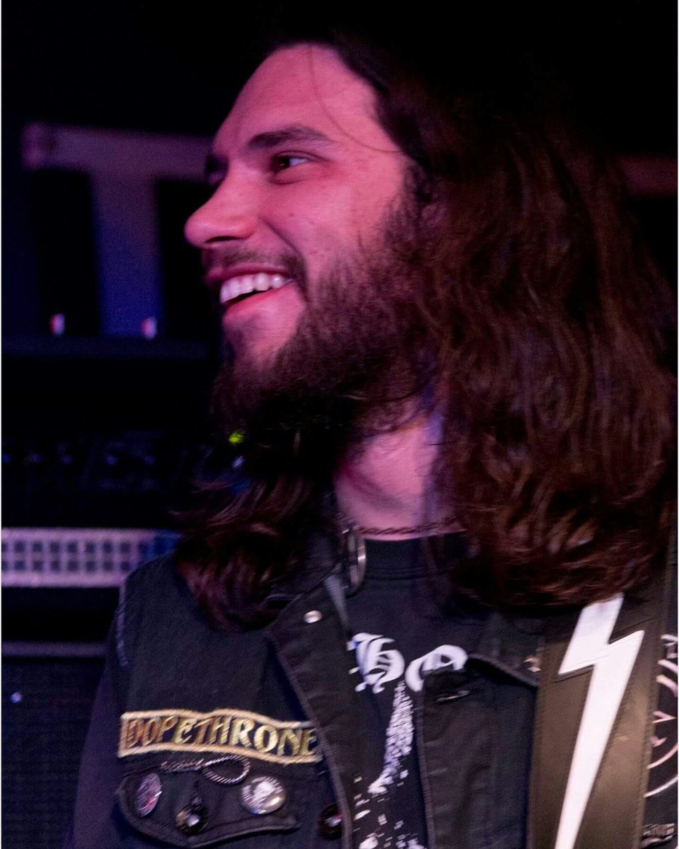 DevilWarning's tweet image. Kevin at the NAMM You All To Hell Tour. #bass #bassist #thedevilswarning #tour #concert #music #musician #beard #tattoos