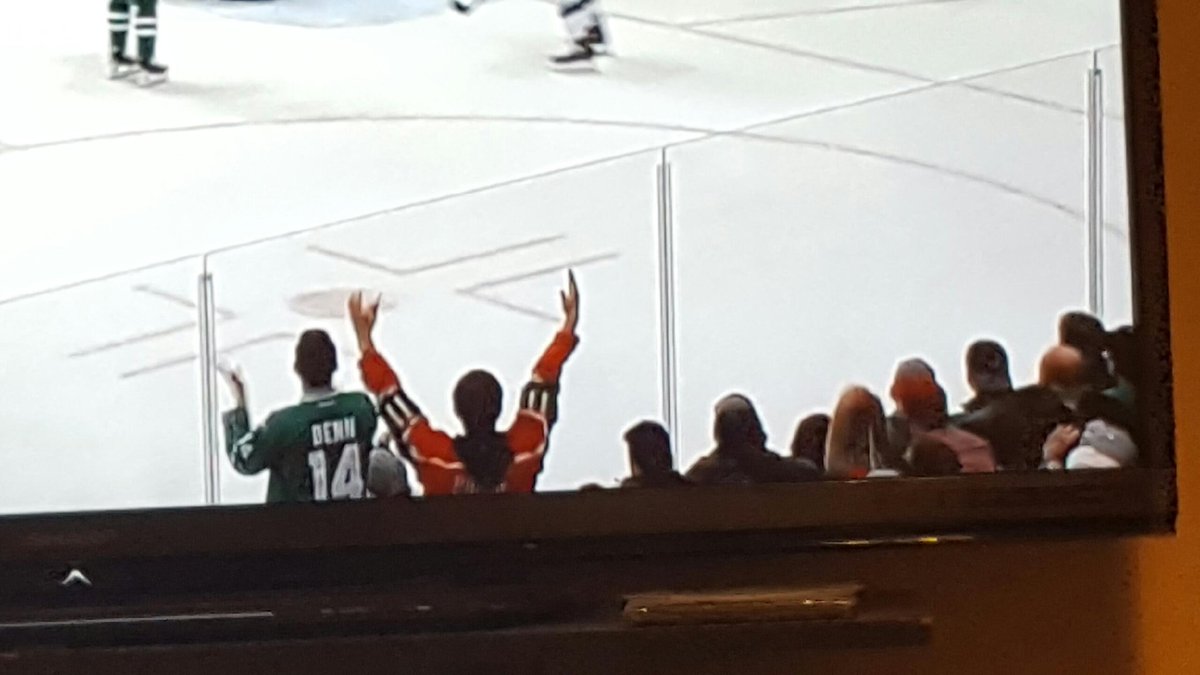 NotSamPapas's tweet photo. What a #Wild game. Great seats, and got on TV a few times, too! https://t.co/OOQfQCu02W