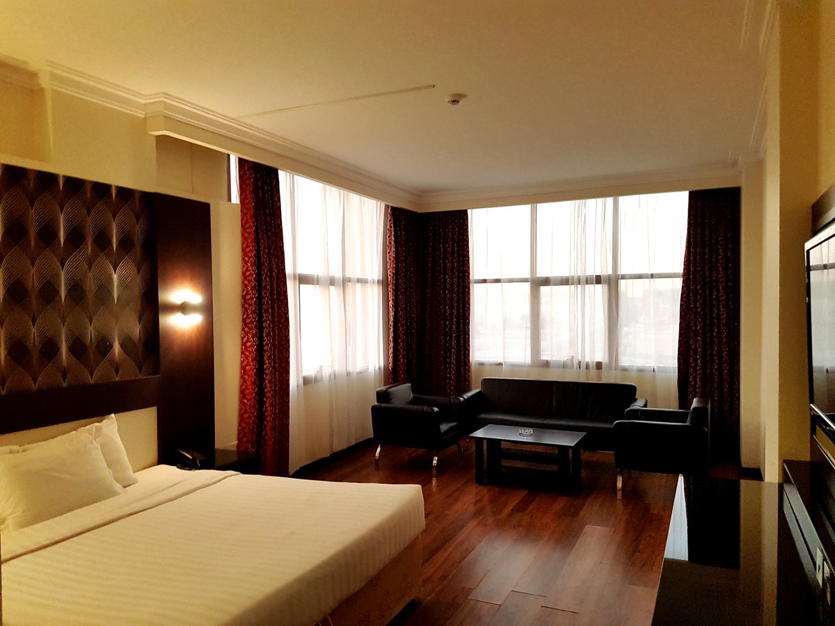 Ewan Dar Al Hejra Hotel Ed ট ইট র