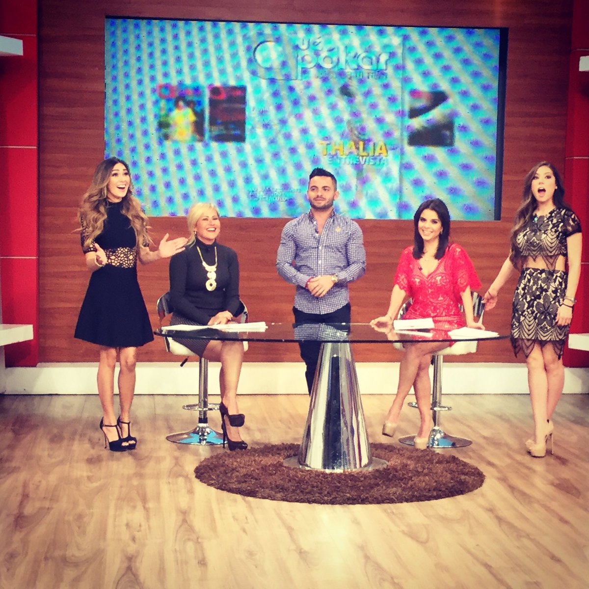 Que Pokar! tweet media