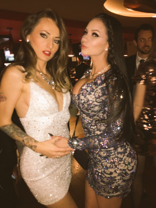 @NatashaStar69 and I @avnawards xox 😈 #fam https://t.co/G5hwSVt8Gq<a class="tags" target="_blank" title="On Twitter" href="/?out=eyJ0eXAiOiJKV1QiLCJhbGciOiJIUzUxMiJ9.eyJpYXQiOjE3MjA2NzA3NDAsImlzcyI6InR3cG9ybnN0YXJzLmNvbSIsIm5iZiI6MTcyMDY3MDc0MCwiZXhwIjoxNzUyMjA2NzQwLCJyZWRpcmVjdF91cmwiOiJodHRwczovL3R3aXR0ZXIuY29tL05hdGFzaGFTdGFyNjkifQ.J5KHJ54pGlEwbCI-qaki6OwXPpq_8M16R2h_xwjtg-z6n8Y2S7tgdX6lLAj-1NrPaA7-eErv09gDdj1RiNWx2w">@NatashaStar69</a><a class="tags" target="_blank" title="On Twitter" href="/?out=eyJ0eXAiOiJKV1QiLCJhbGciOiJIUzUxMiJ9.eyJpYXQiOjE3MjA2NzA3NDAsImlzcyI6InR3cG9ybnN0YXJzLmNvbSIsIm5iZiI6MTcyMDY3MDc0MCwiZXhwIjoxNzUyMjA2NzQwLCJyZWRpcmVjdF91cmwiOiJodHRwczovL3R3aXR0ZXIuY29tL2F2bmF3YXJkcyJ9.GMqD2IBeSA_BzMbXJ5PtVipMpDVmncmjtYiGWn0RETmSA3wy_XeB6riNE1l9SBBKunePWthMXBj4_vS0i6P9ug">@avnawards</a><a href="/tag/fam"class="tags">#fam</a>