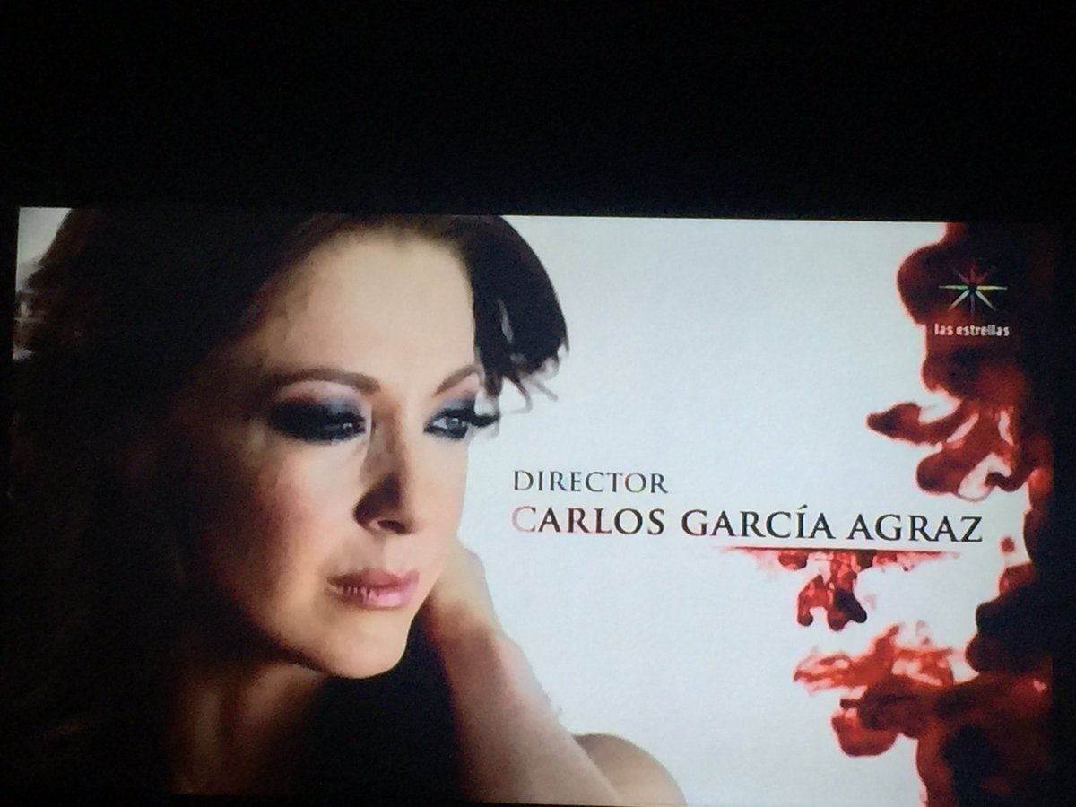 Traileritas's tweet photo. Excelente Personaje e Único #ClaraFantasiosa @EdithGonzalezMx #MUJERESASESINAS2 https://t.co/J7UcHMs2wM