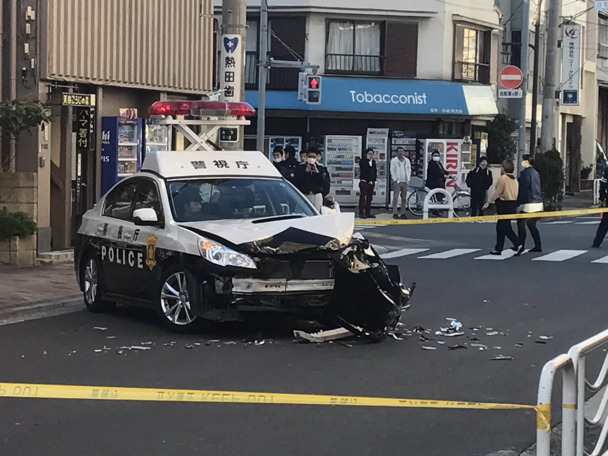 あ～あｗｗｗパトカーが近所で壮絶なカーチェイスした結果ｗｗｗ