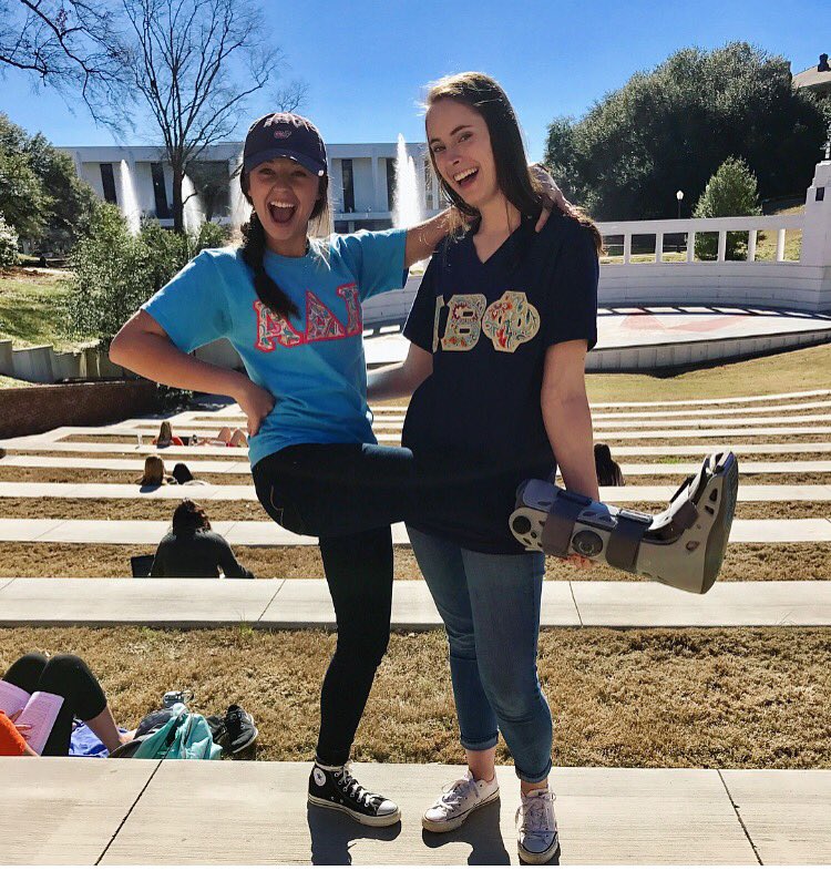 ClemsonADPi's tweet image. Panhellenic women don&apos;t let broken bones get in the way of Lettershirt Tuesday! #LST