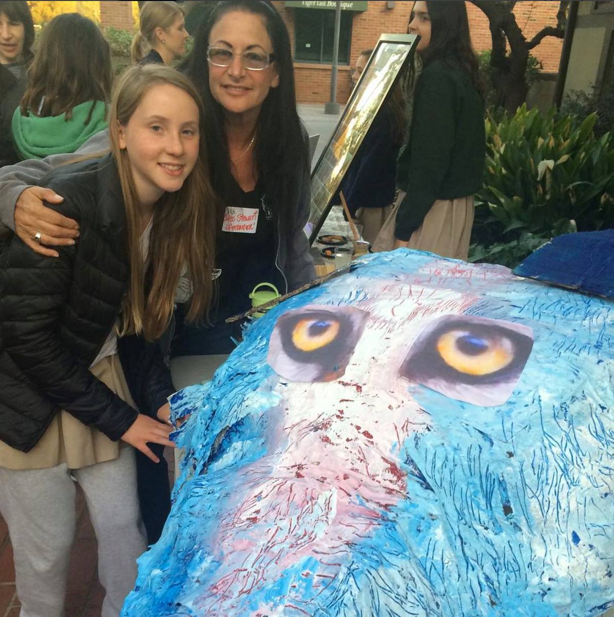 Co-founder <a href="/RealJulesStew/">Jules Stewart</a> with Gigi, who chose Jules Stewart Project &amp; <a href="/wolfconnection/">wolfconnection</a> 4 her school project! #protectourwolves #wolfpack