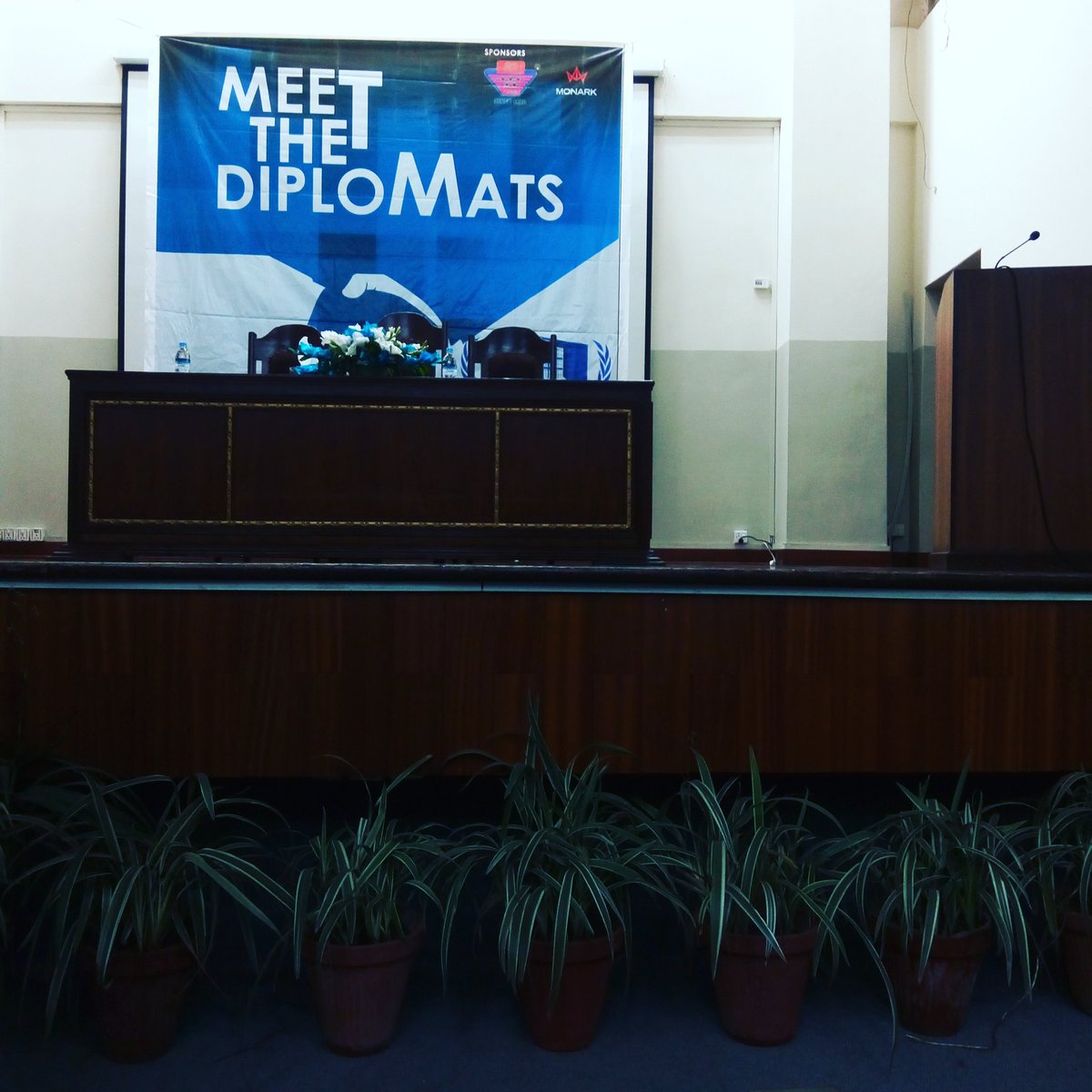 FORMUNFCC's tweet photo. Meet the diplomats session day 2.

#FORMUNV #LastingLegacies https://t.co/GqKVnRhf9d
