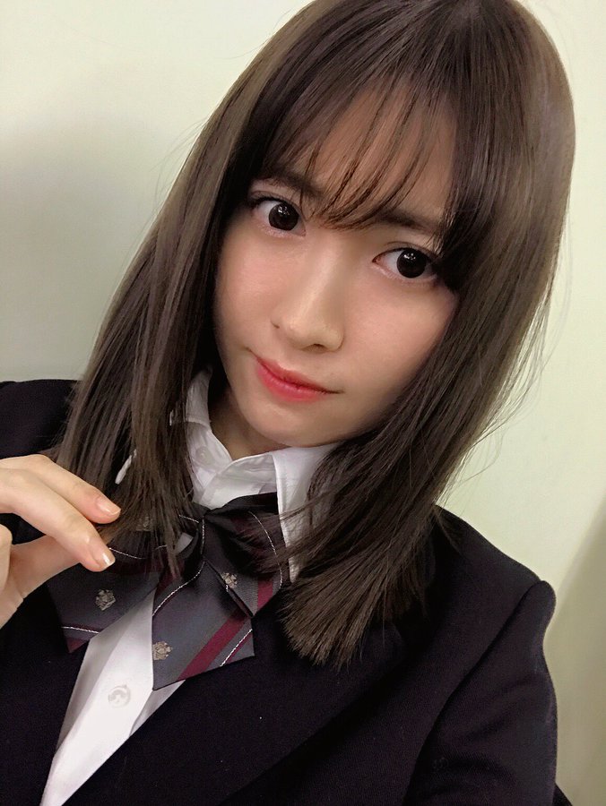 小嶋陽菜の学歴は高校中退 小学校 中学も徹底紹介 Aidoly アイドリー ファン向けエンタメ情報まとめサイト