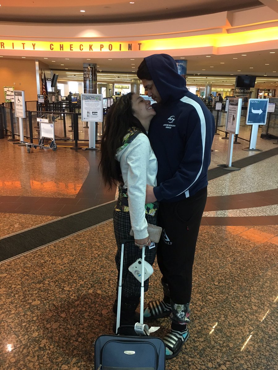 luafulu_'s tweet image. Missing her so bad...