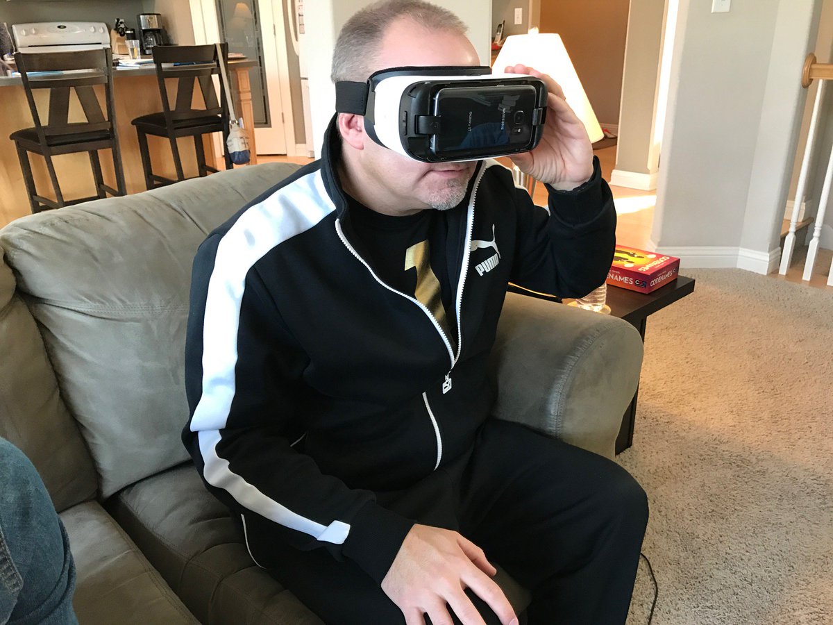 jbretzmann's tweet photo. I can see Kenny just fine. #HeIsNotReal @froehlichm @mandymtaylor @kennybosch #personalizedPD photo credit: @joel_snavely https://t.co/4yLe6tcJqT