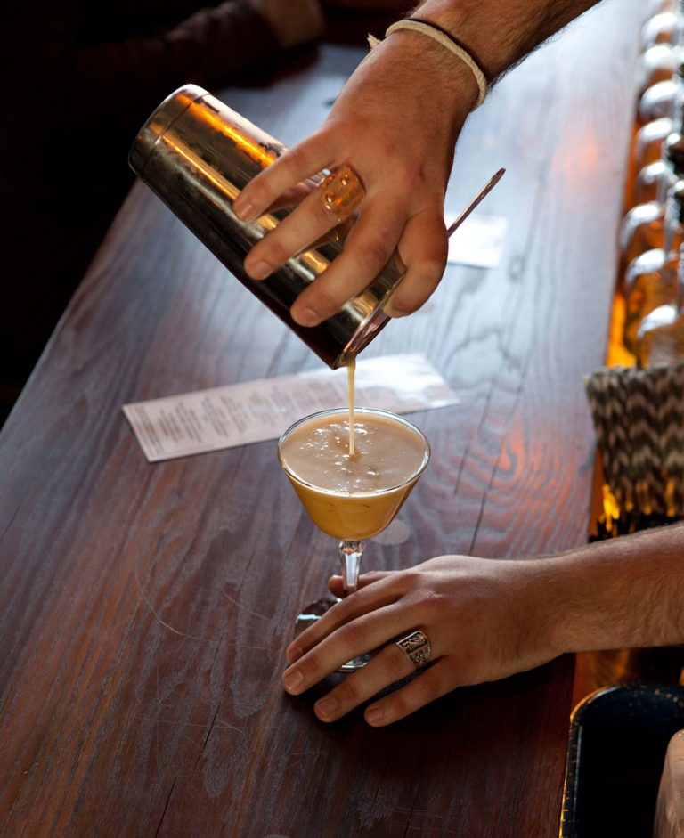 LuckyPeach's tweet photo. This aquavit-based take on a daiquiri pays homage to the depths of Lake Superior: https://t.co/rUZbj43nG0 https://t.co/l7CAuy1bnA