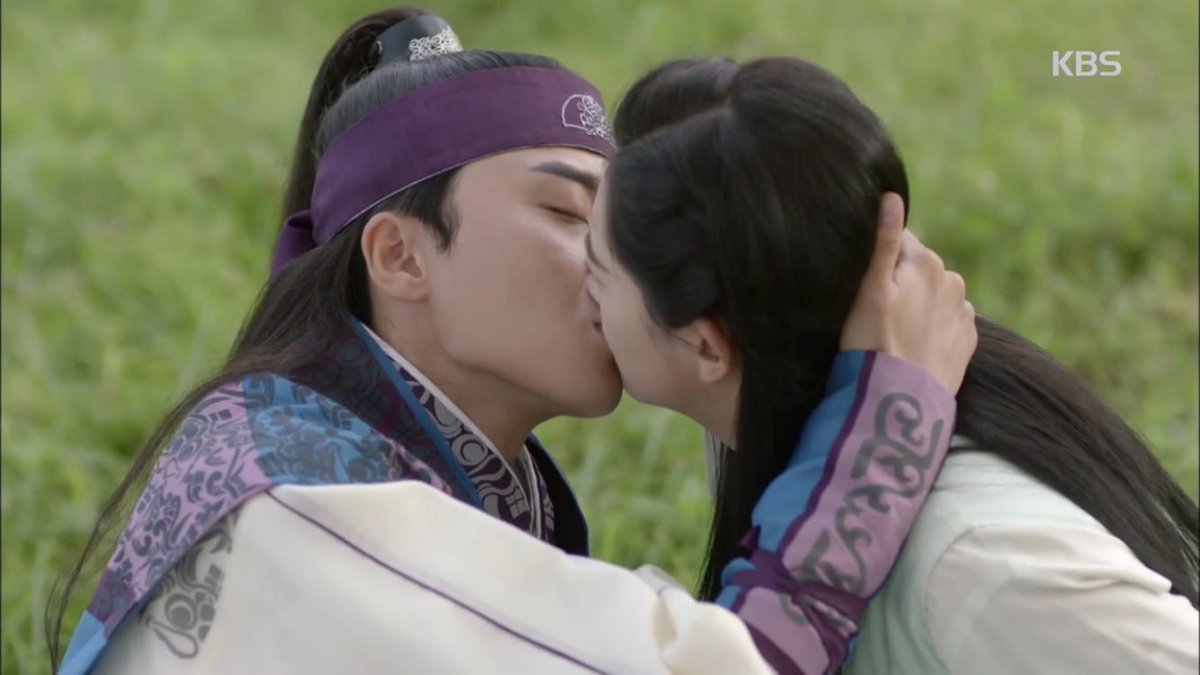 コネルweb 韓国情報サイト 花郎 10話ハイライト映像まとめ パク ソジュン Araの告白に男らしいキス T Co Pwcv7qc34g 화랑 Hwarang ファラン パクソジュン 박서준 Parkseojun Ara パク ヒョンシク 박형식 ミンホ 뷔 V T Co